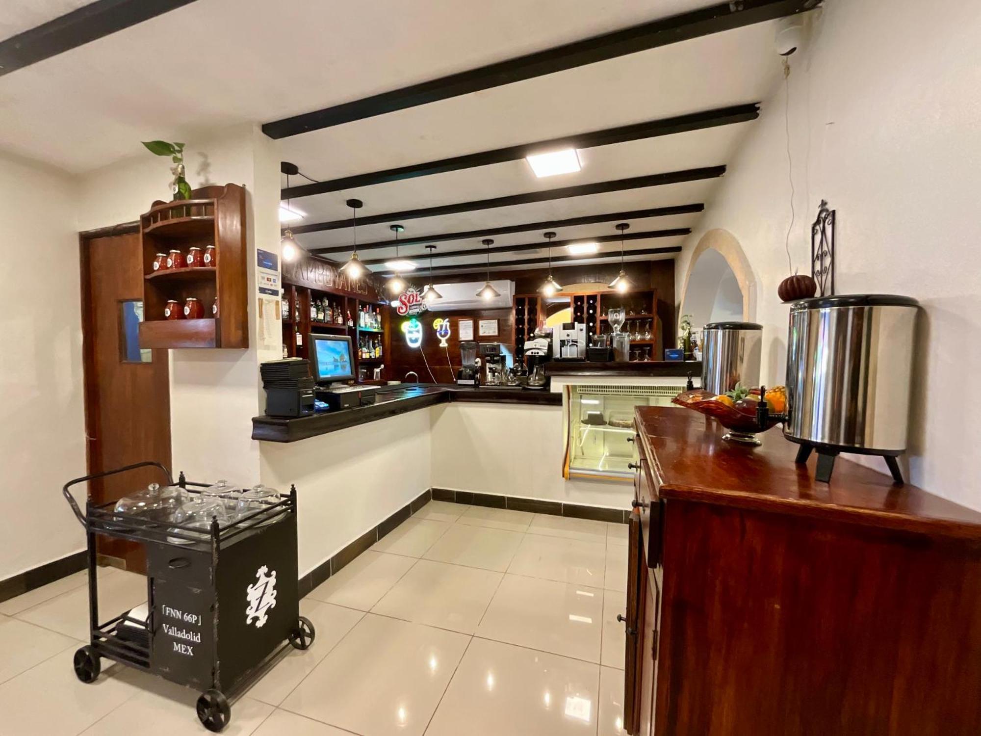 El Zaguan Colonial By Guruhotel Valladolid  Exterior photo