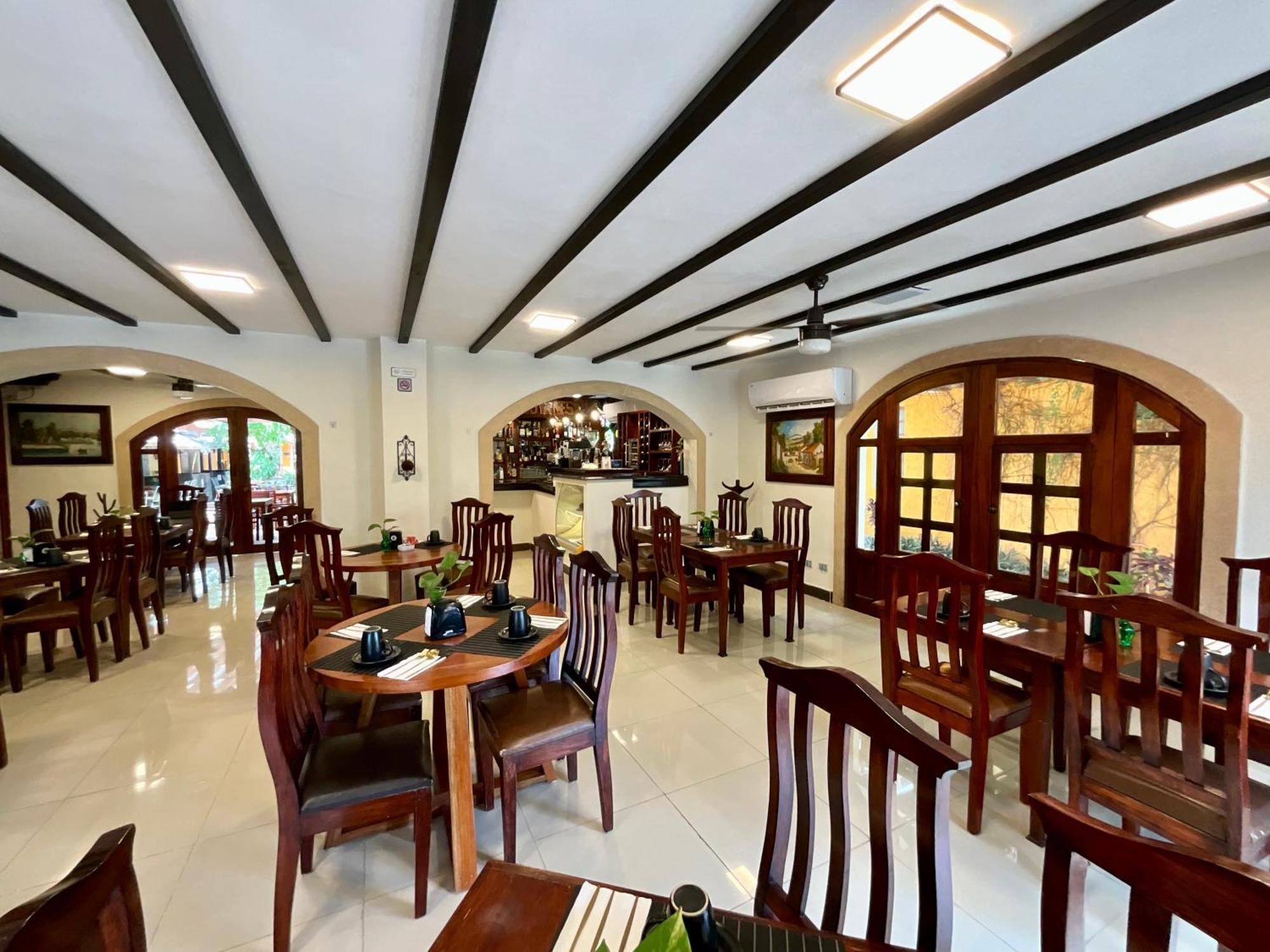 El Zaguan Colonial By Guruhotel Valladolid  Exterior photo